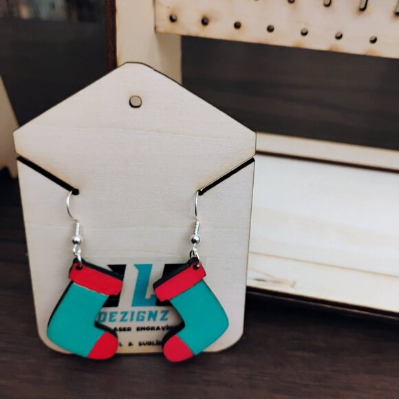 Red and Green Stocking Dangle Earrings - Picture 4 of 7